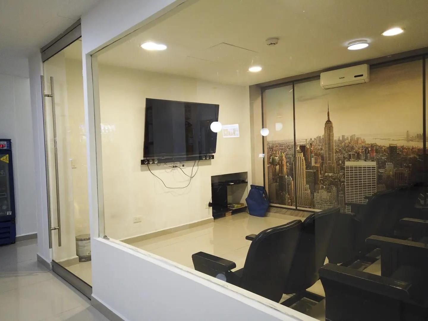 Hostal Lleras Calle 8 Medellín Exteriör bild