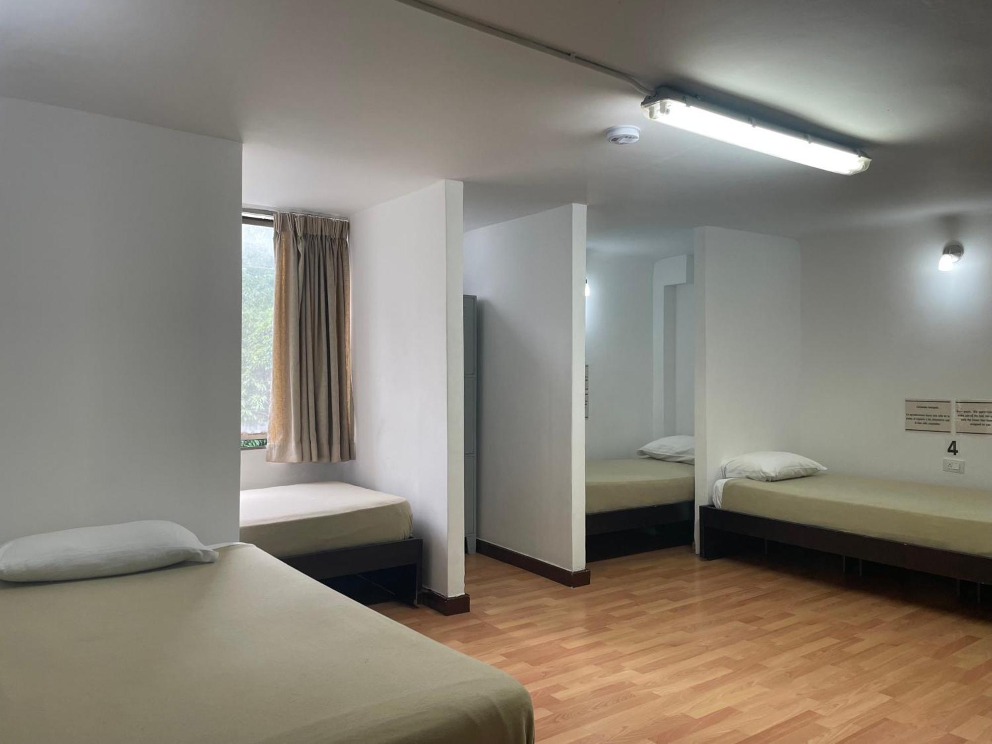 Hostal Lleras Calle 8 Medellín Exteriör bild