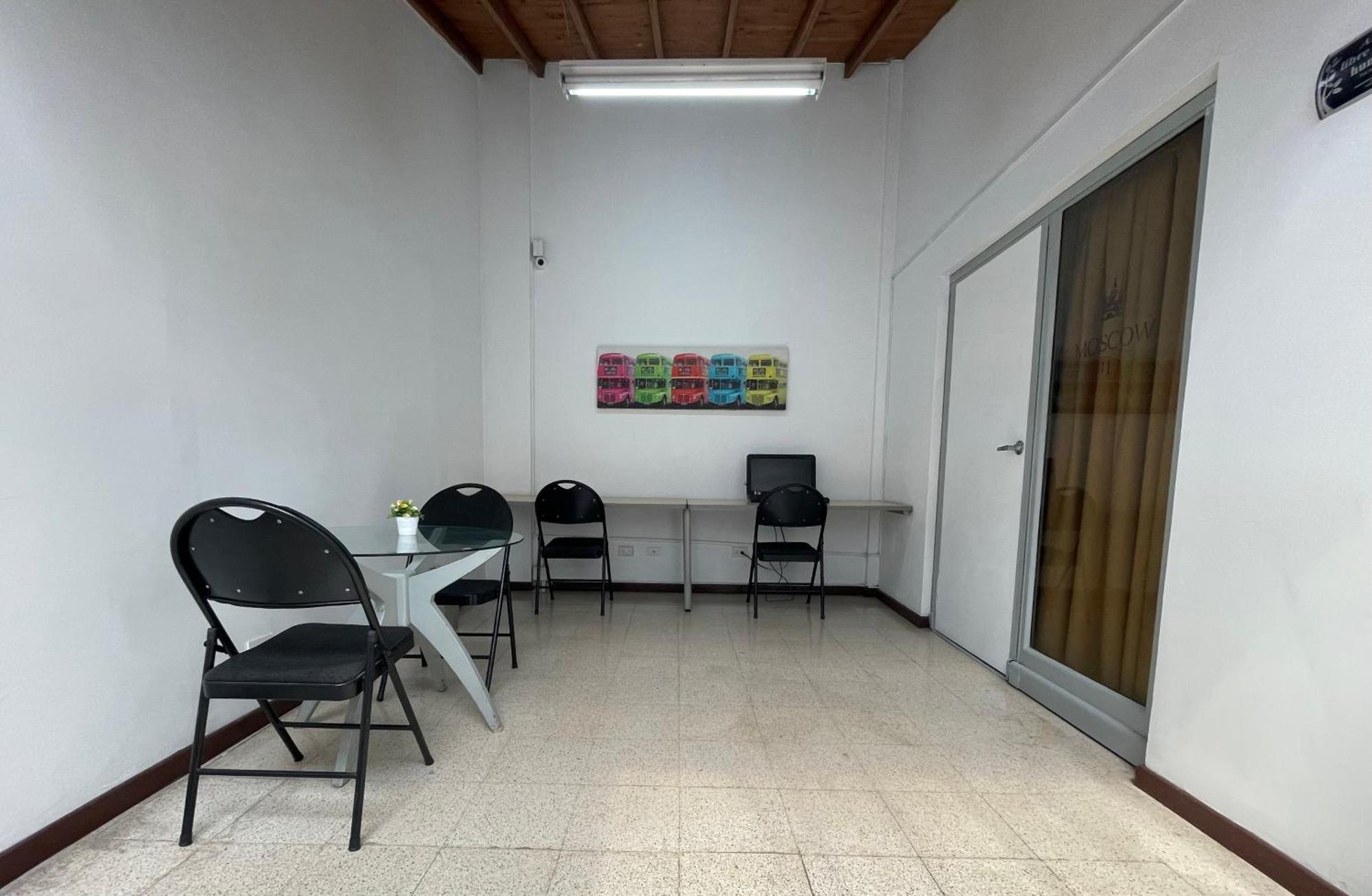 Hostal Lleras Calle 8 Medellín Exteriör bild